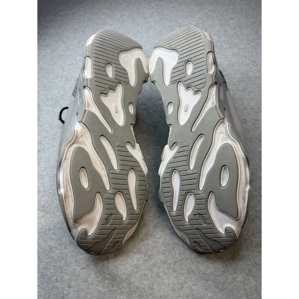 Nike React Live SE Stadium Gray Lifestyle  Shoes Sneakers DD6879 001 SIZE 11